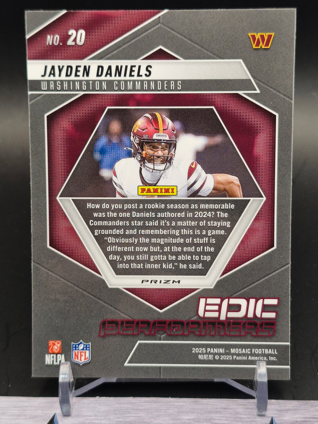 2025 Panini Mosaic #20 Jayden Daniels Epic Performers Mosaic