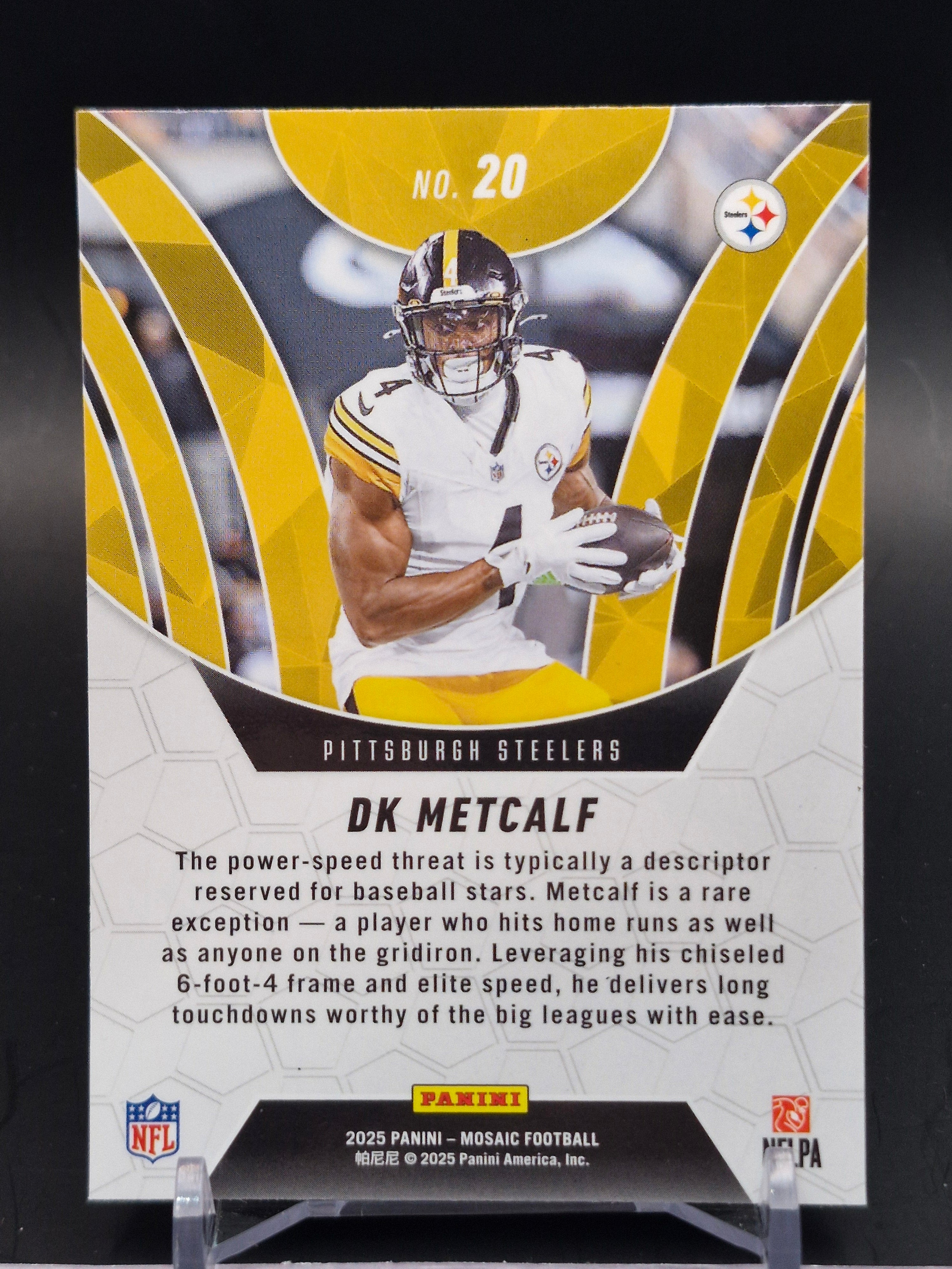 2025 Panini Mosaic #20 DK Metcalf Elevate Mosaic