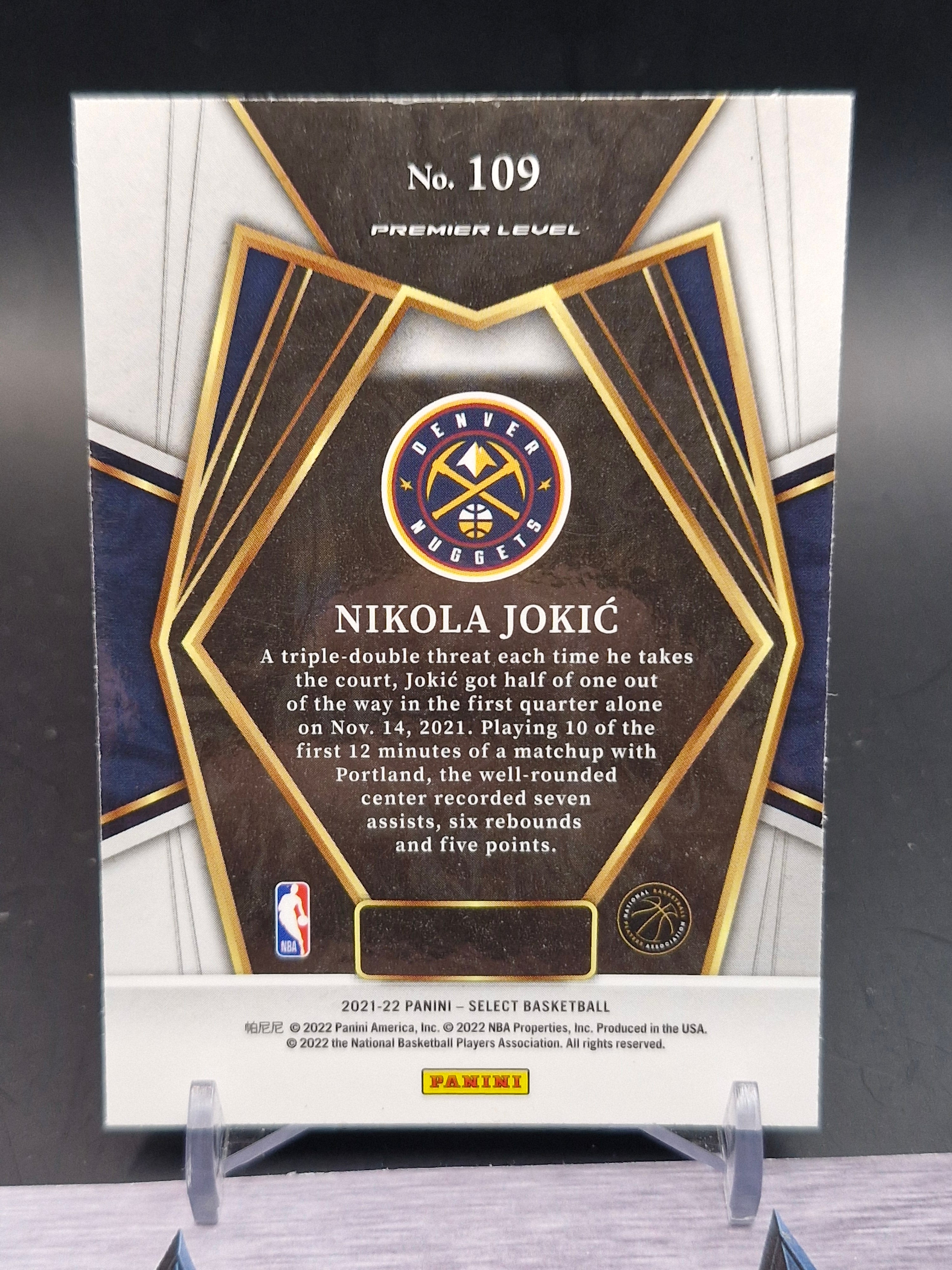 2021-22 Panini Select #109 Nikola Jokic Tri-Color Prizms