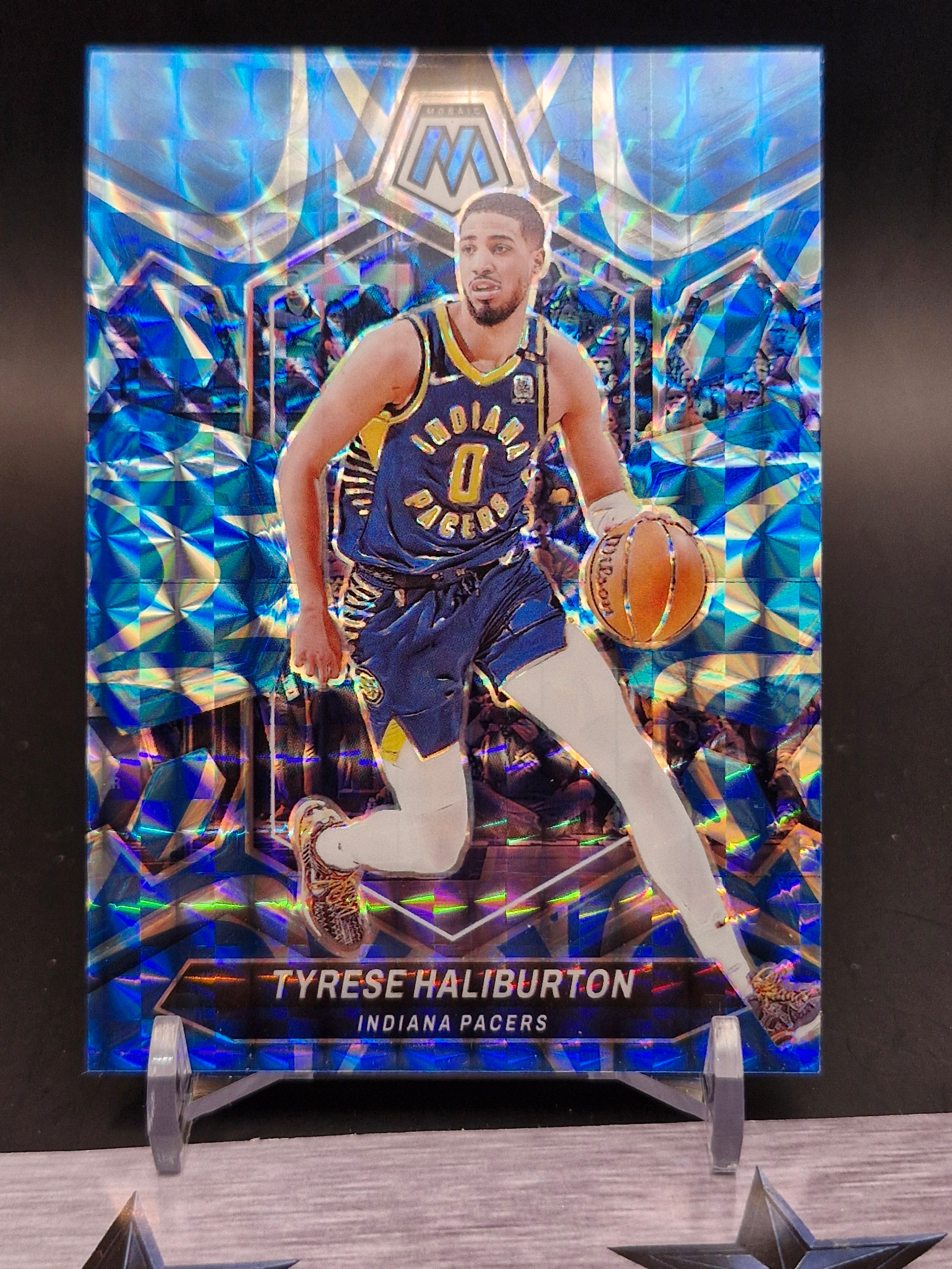 2023-24 Panini Mosaic #2 Tyrese Haliburton Reactive Blue