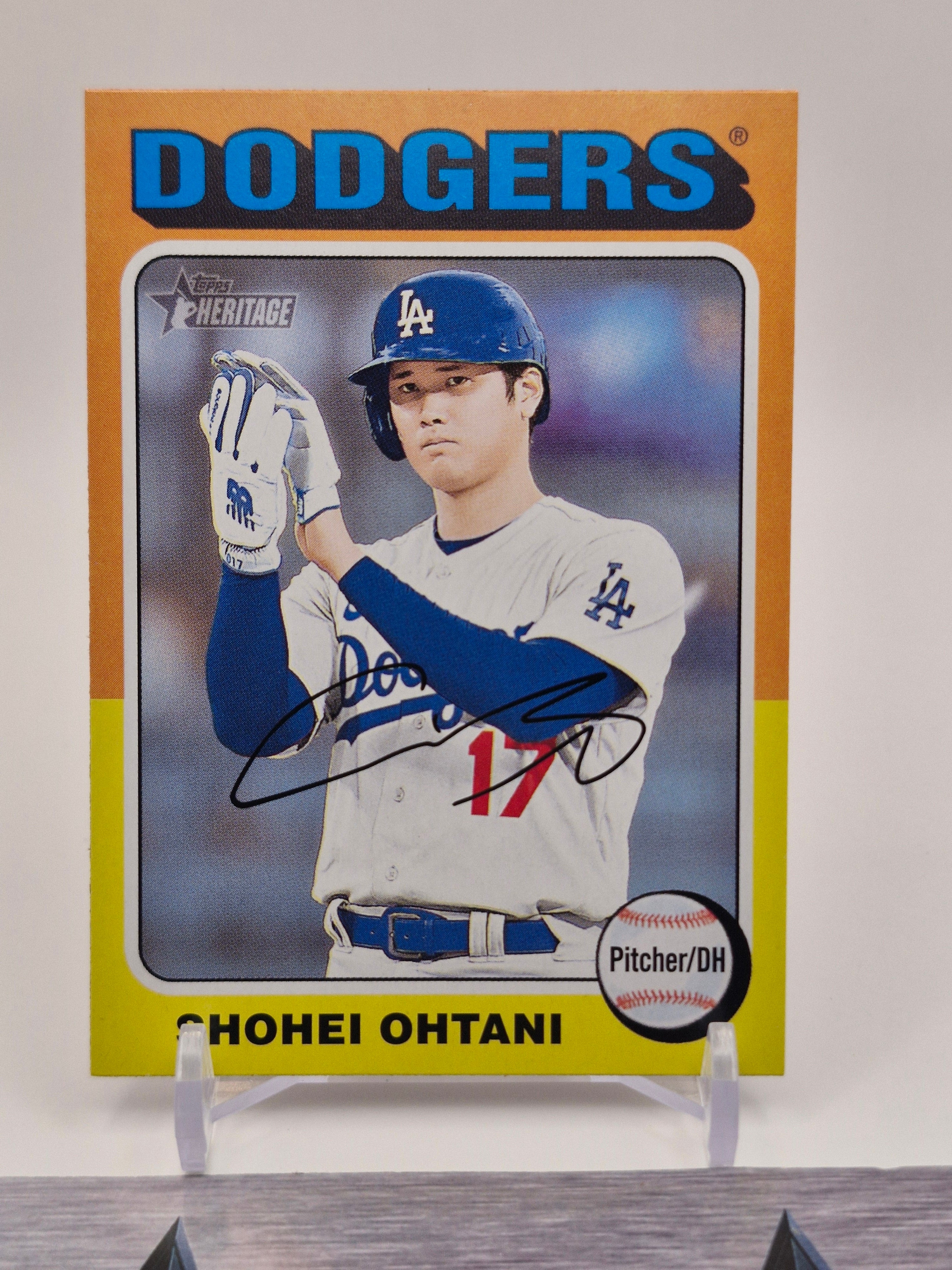 2024 Topps Heritage #371 Shohei Ohtani Flip Stock