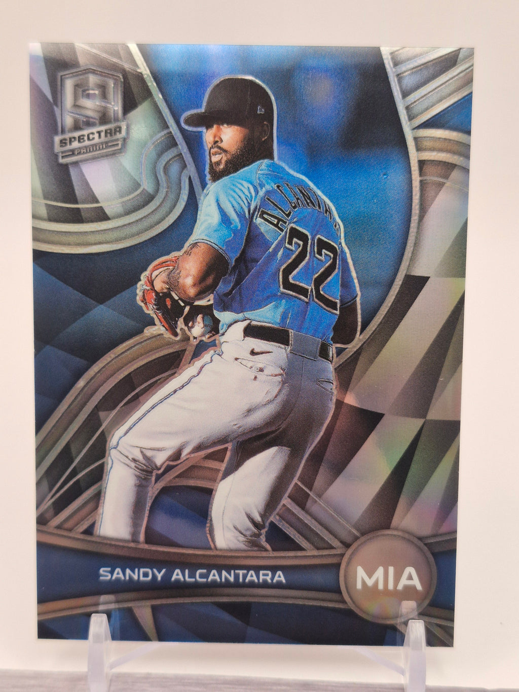 2022 Panini Chronicles #90 Sandy Alcantara Spectra Holo