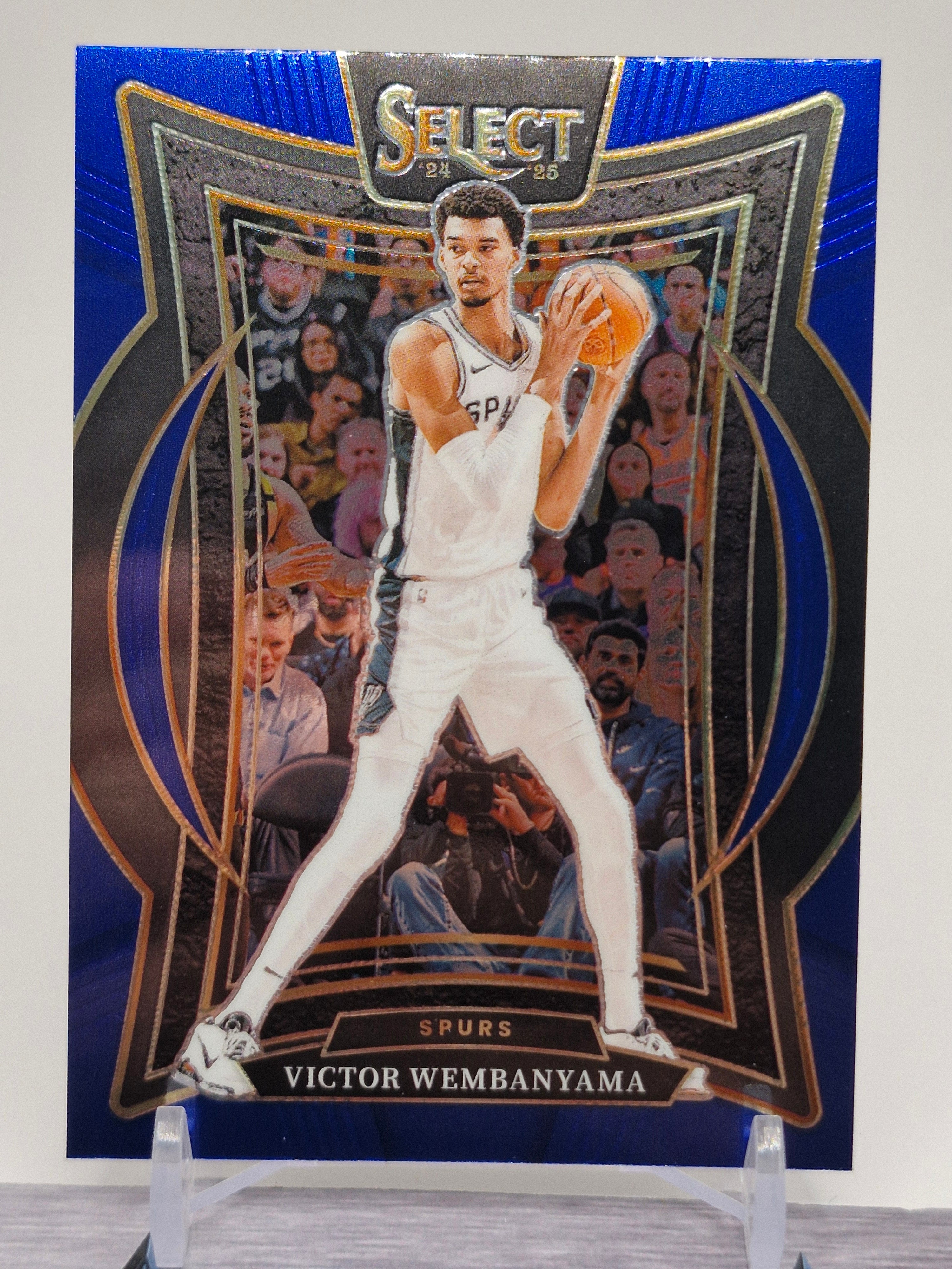 2024-25 Panini Select #9 Victor Wembanyama Orange Flash Prizm