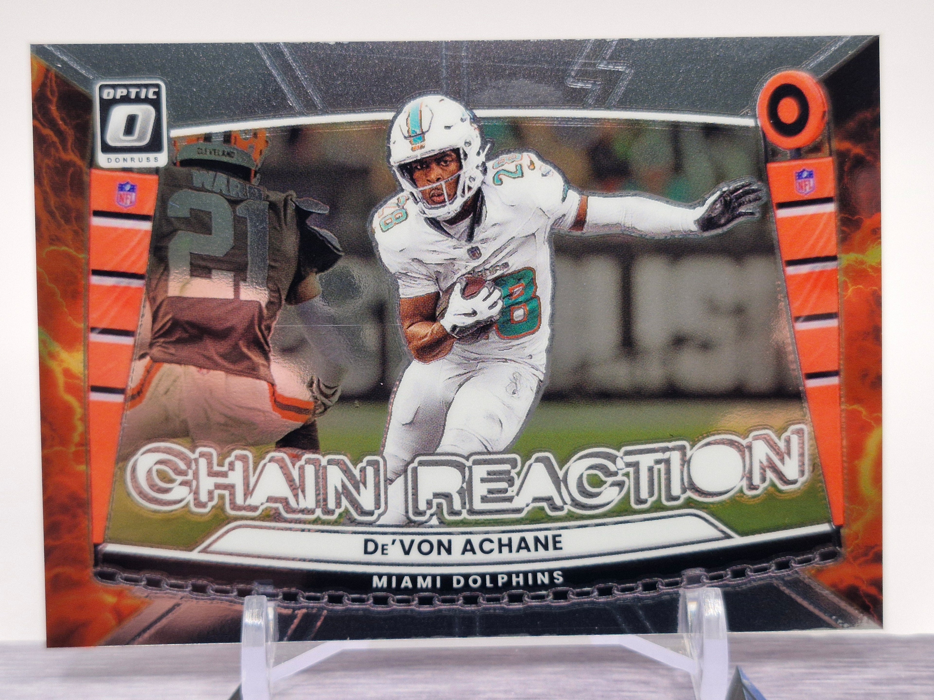 2025 Donruss Optic #3 De'Von Achane Chain Reaction