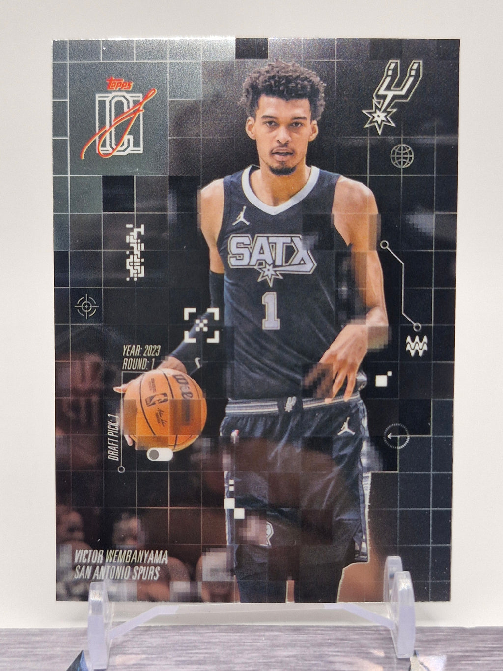 2025-26 Topps Signature Class #AF-17 Victor Wembanyama After Image