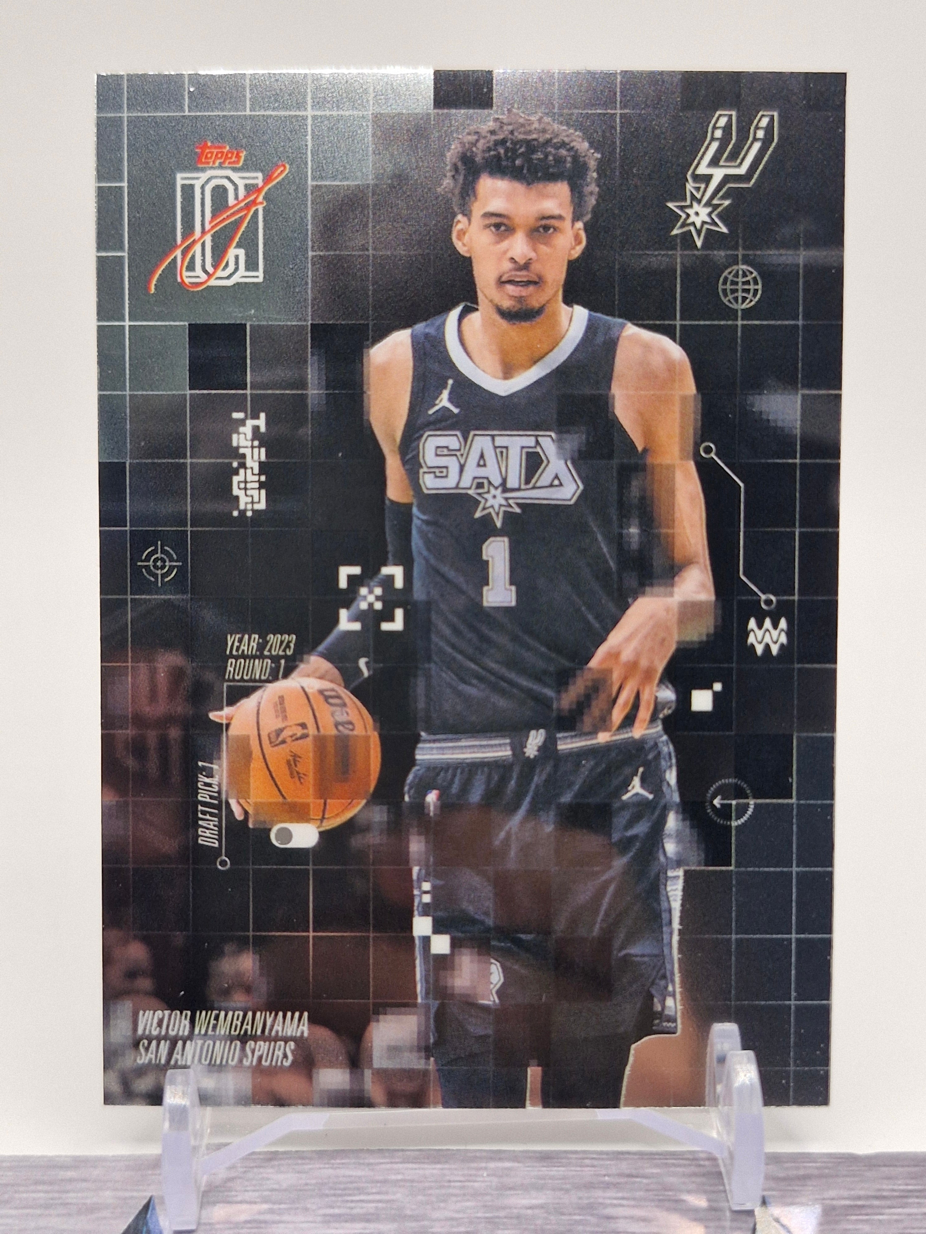 2025-26 Topps Signature Class #AF-17 Victor Wembanyama After Image