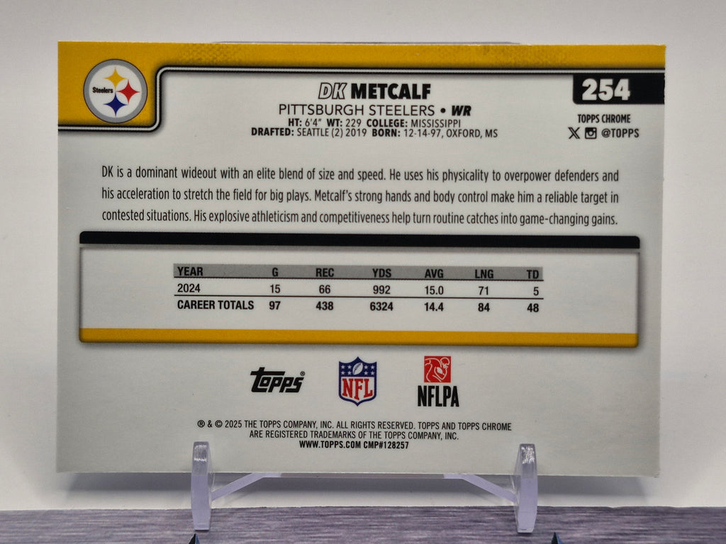 2025 Topps Chrome #254 DK Metcalf Football Leather Blue #/150