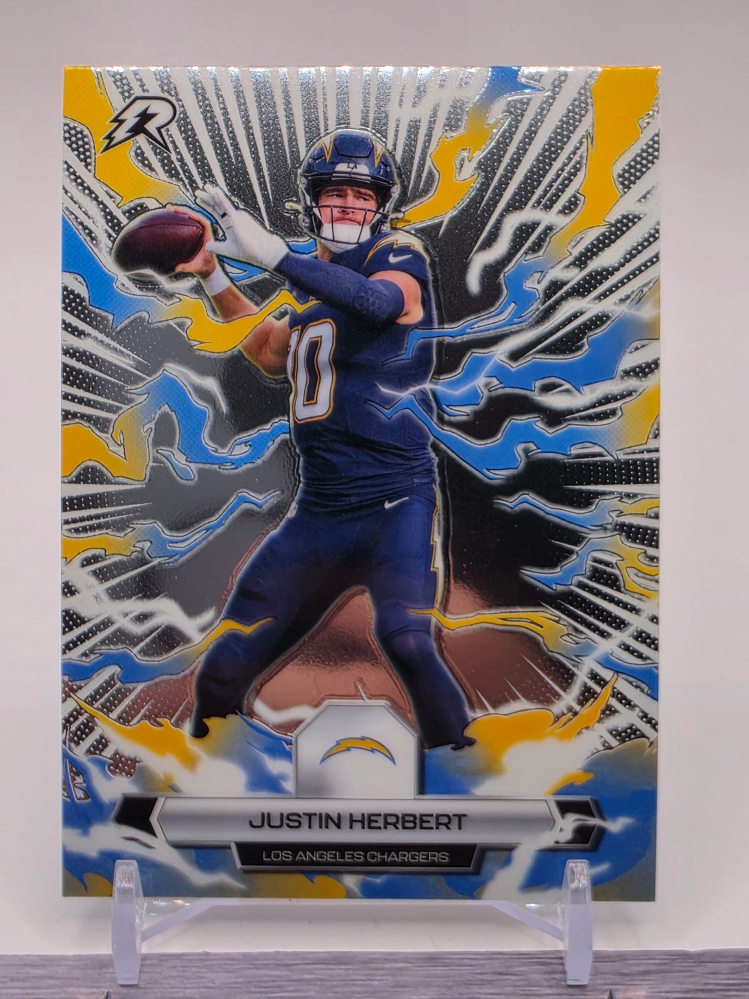 2025 Topps Resurgence #54 Justin Herbert