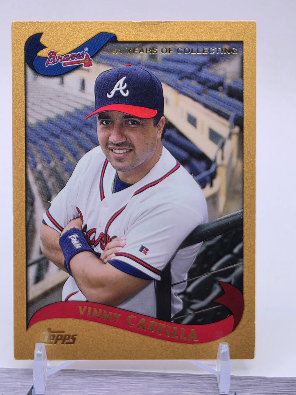 2002 Topps #617 Vinny Castilla Gold #/2002