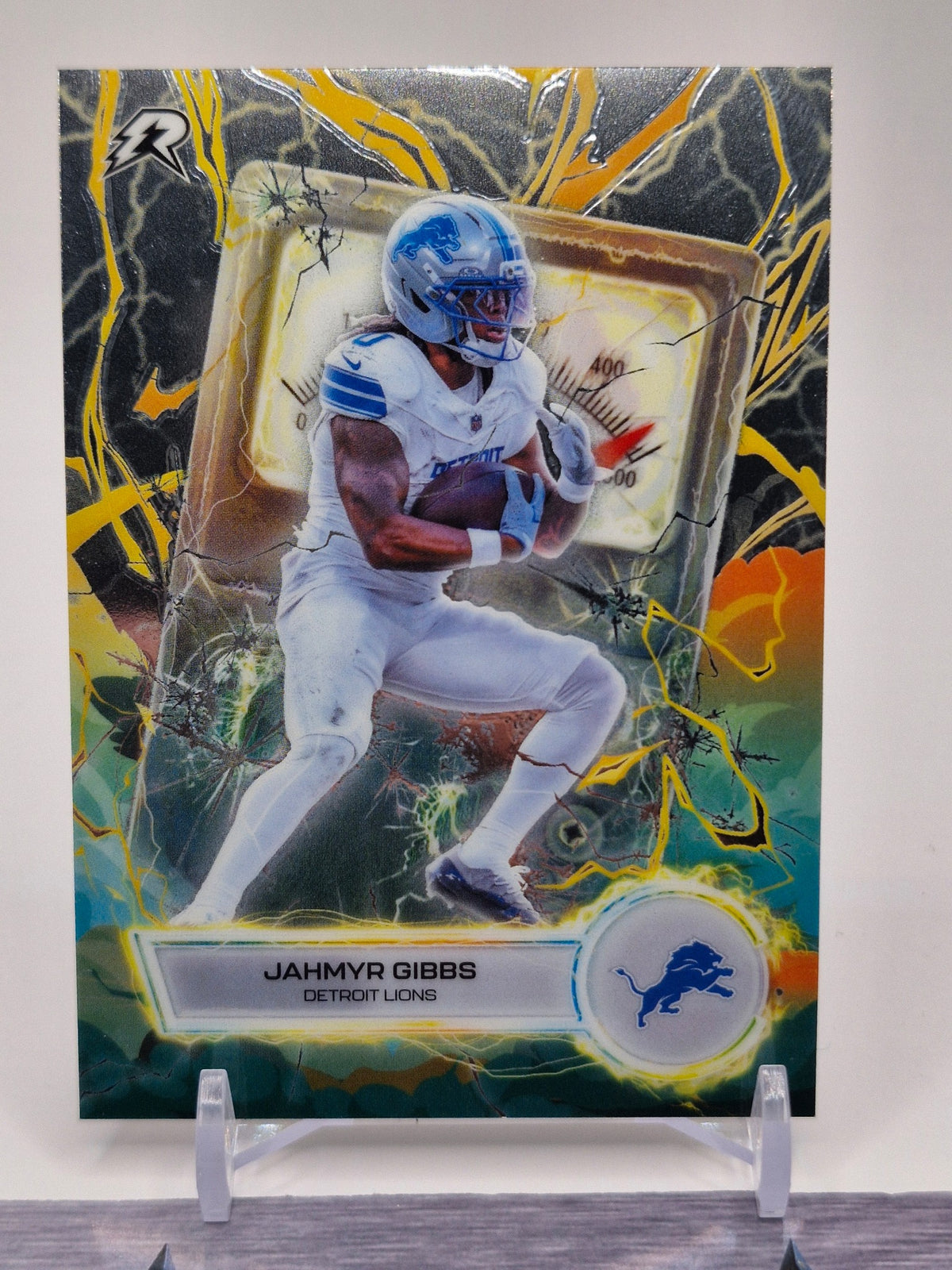 2025 Topps Resurgence #VT-22 Jahmyr Gibbs Voltaic
