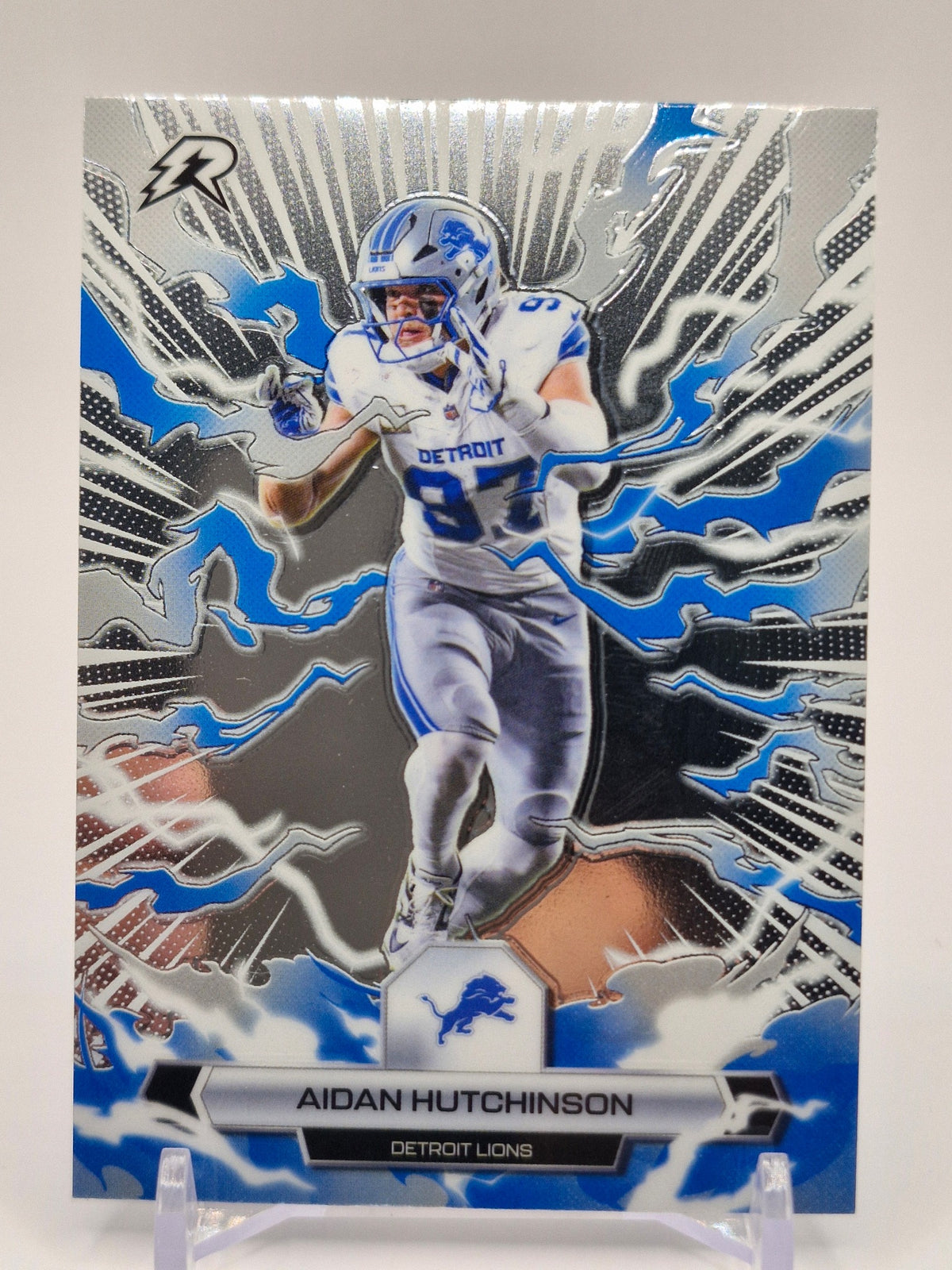 2025 Topps Resurgence #34 Aidan Hutchinson