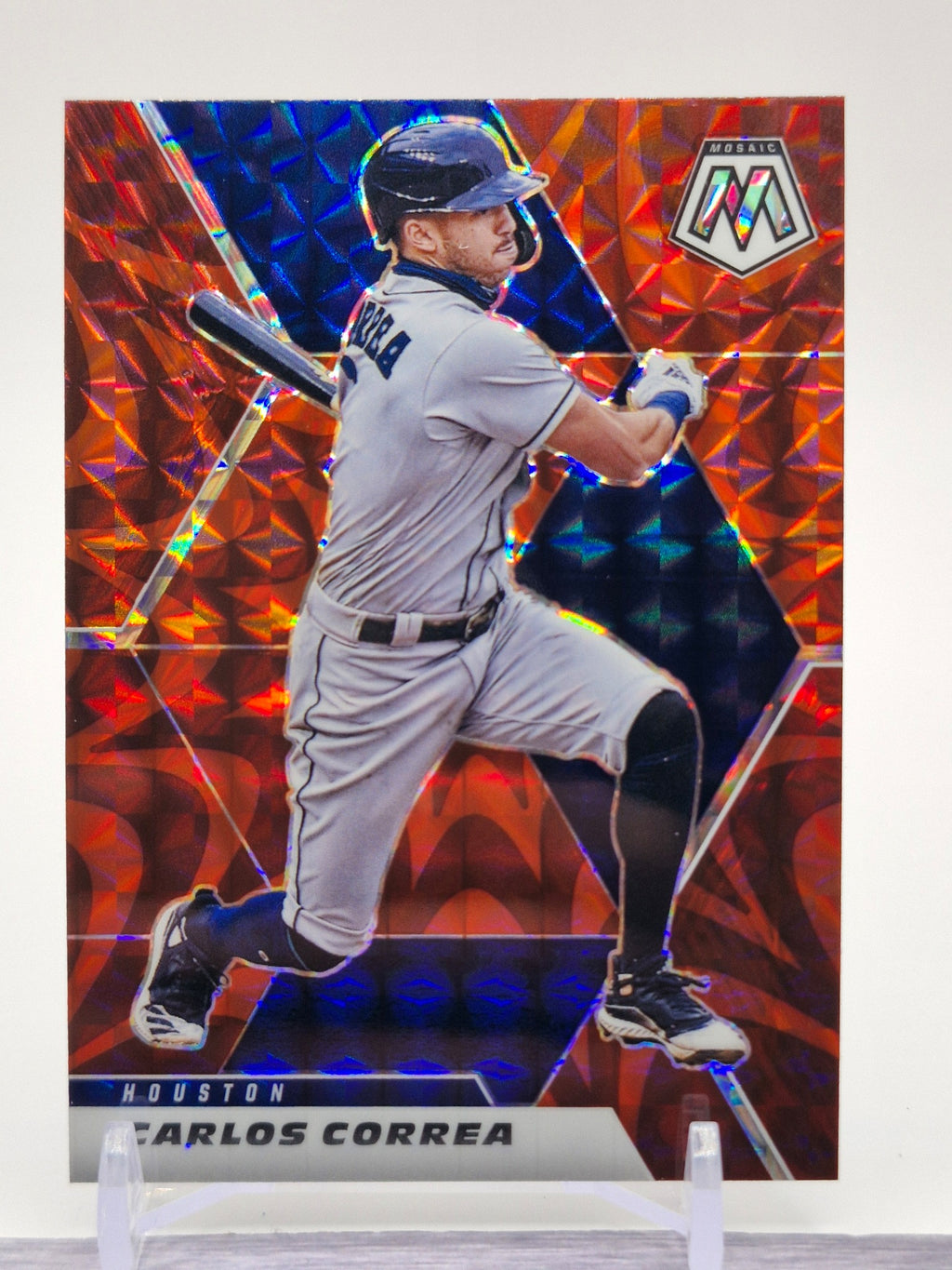 2021 Panini Mosaic #107 Carlos Correa