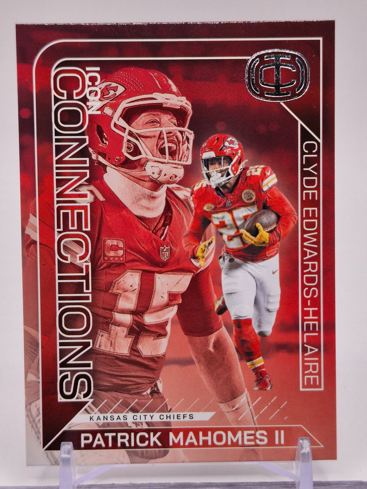2025 Panini Icon Collection - Icon Connections #IC-16 Patrick Mahomes II